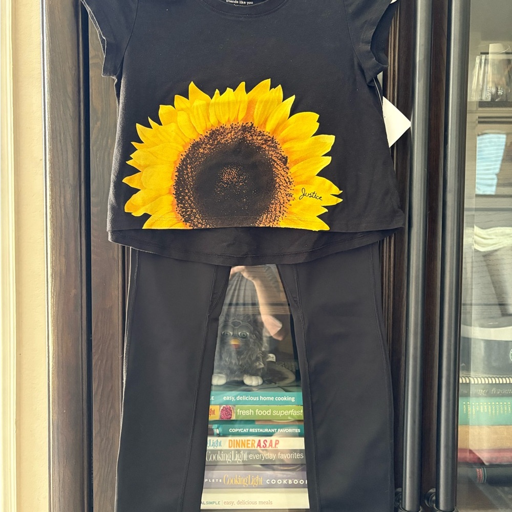 Black Sunflower Print T-Shirt and Pants Set